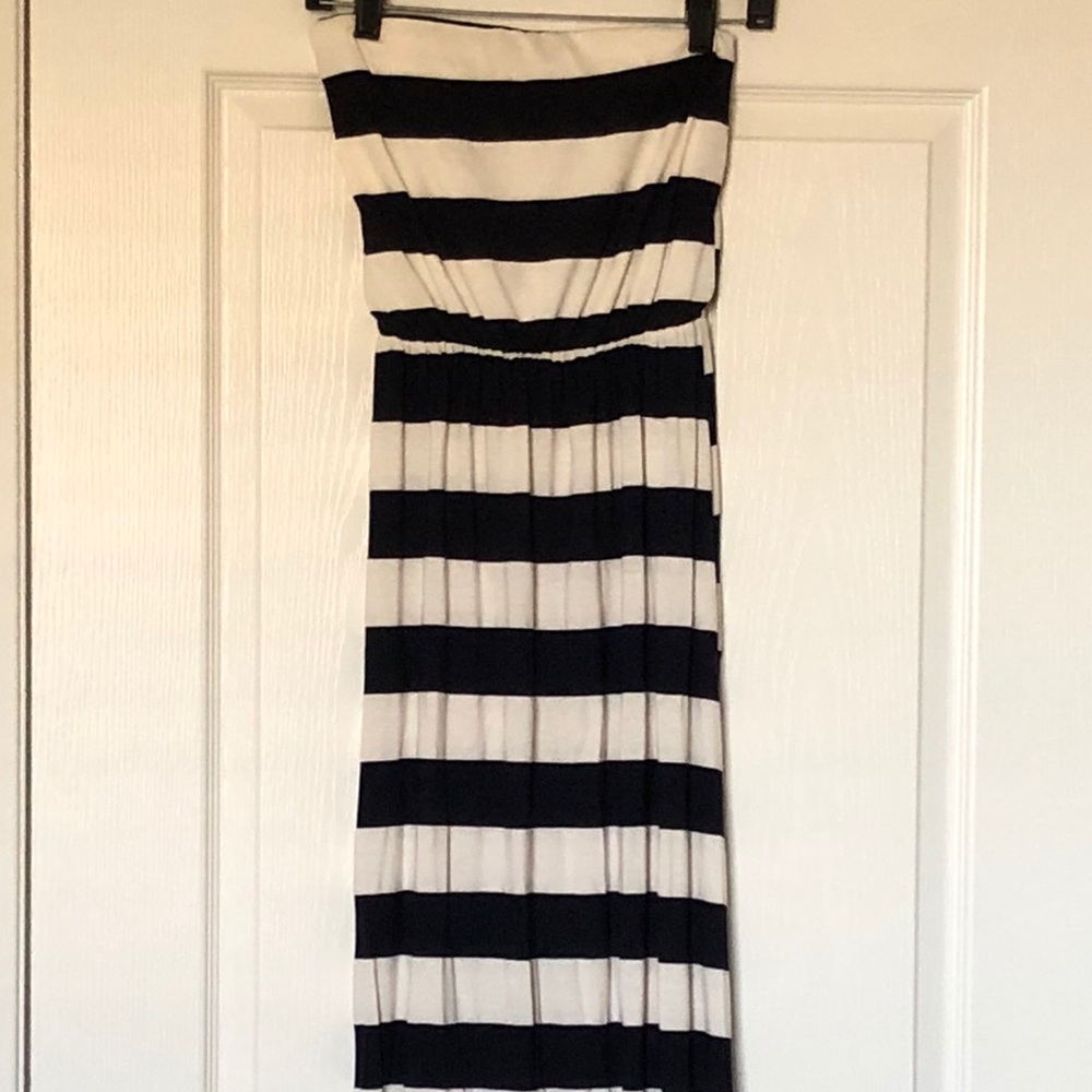 EUC Wasabi + Mint Maxi Dress, Small